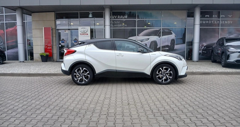 Toyota C-HR cena 89900 przebieg: 46974, rok produkcji 2017 z Kalisz małe 596